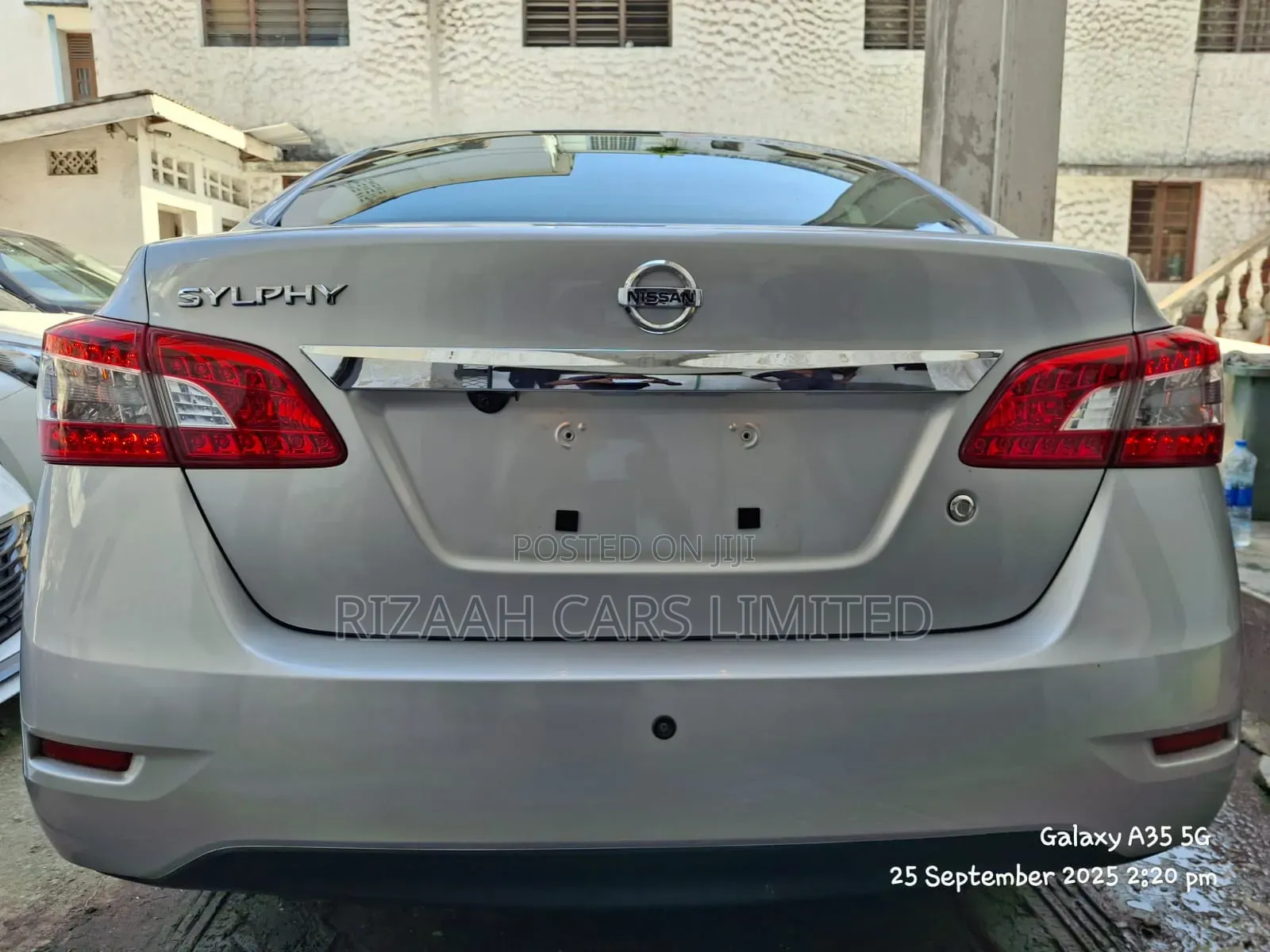Nissan Sylphy 2019 Silver