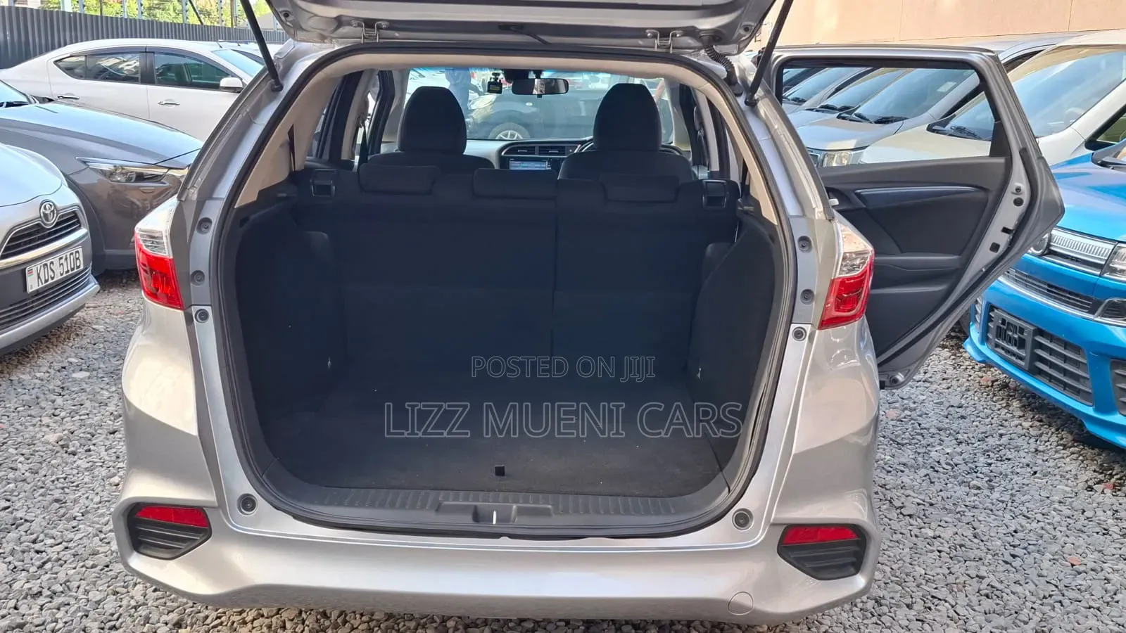 Honda Fit Shuttle 1.5 Hybrid 2WD 2019 Silver