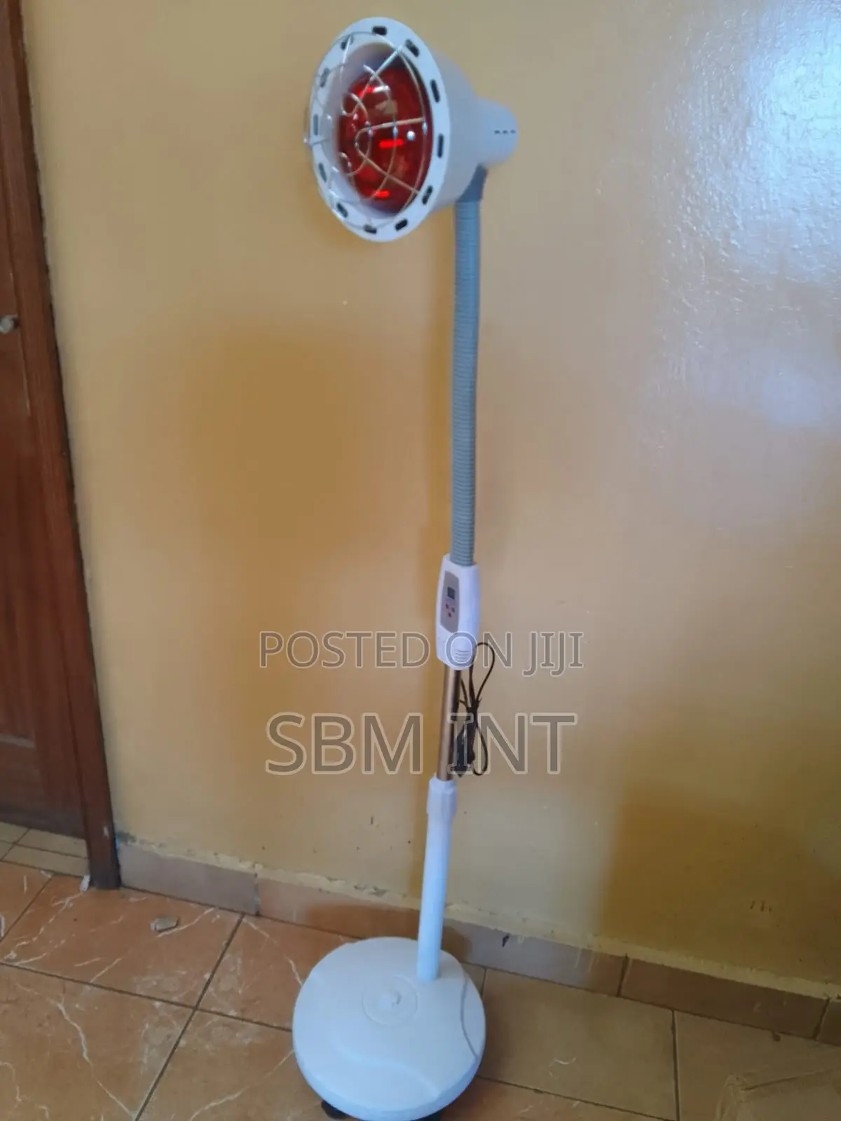 Physiotherapy Lamp With Stand