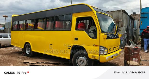 Isuzu NQR 2019 Yellow - thumbnail 4