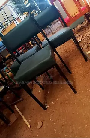 Arranged Black Office Chair Sw