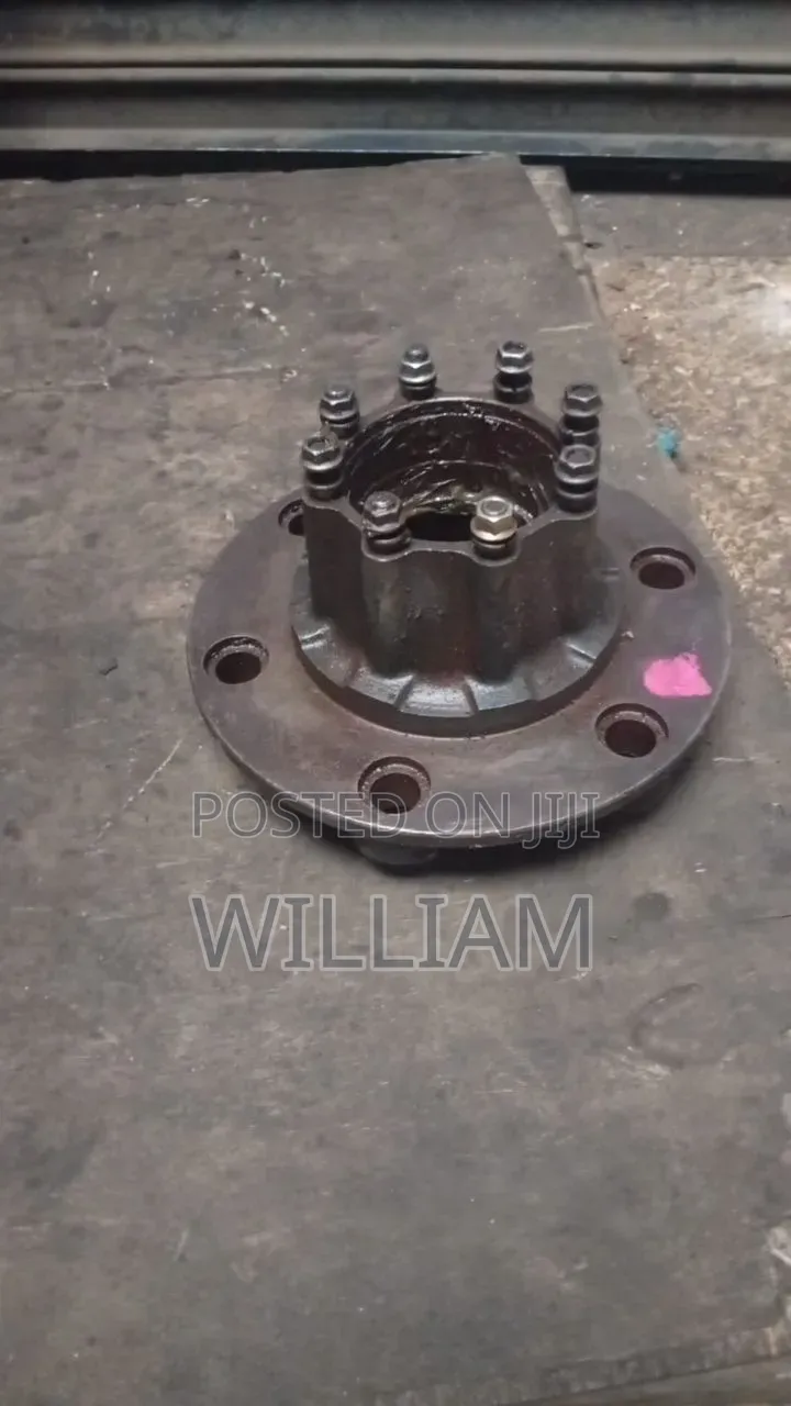 Rear Wheel Hub