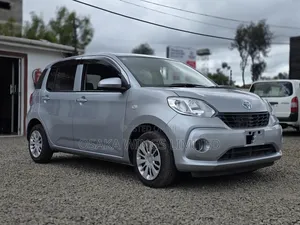 Toyota Passo 2019 Silver