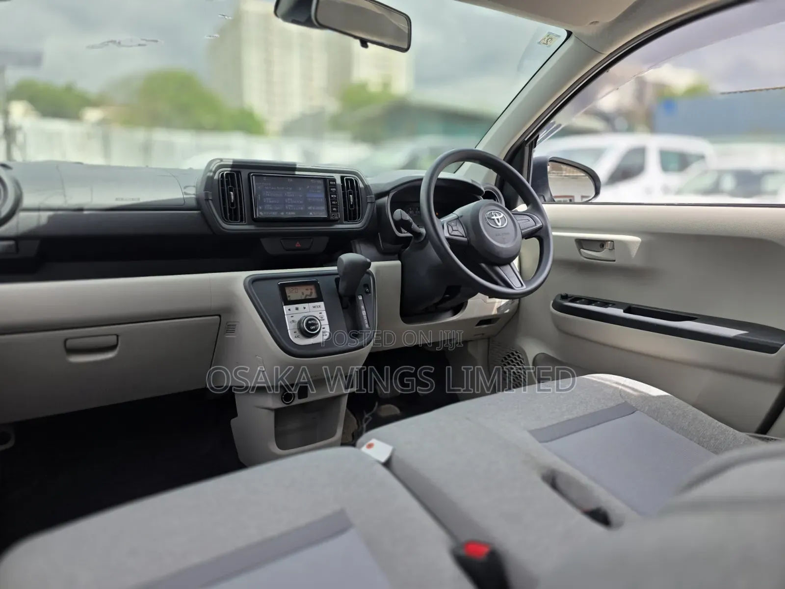 Toyota Passo 2019 Silver