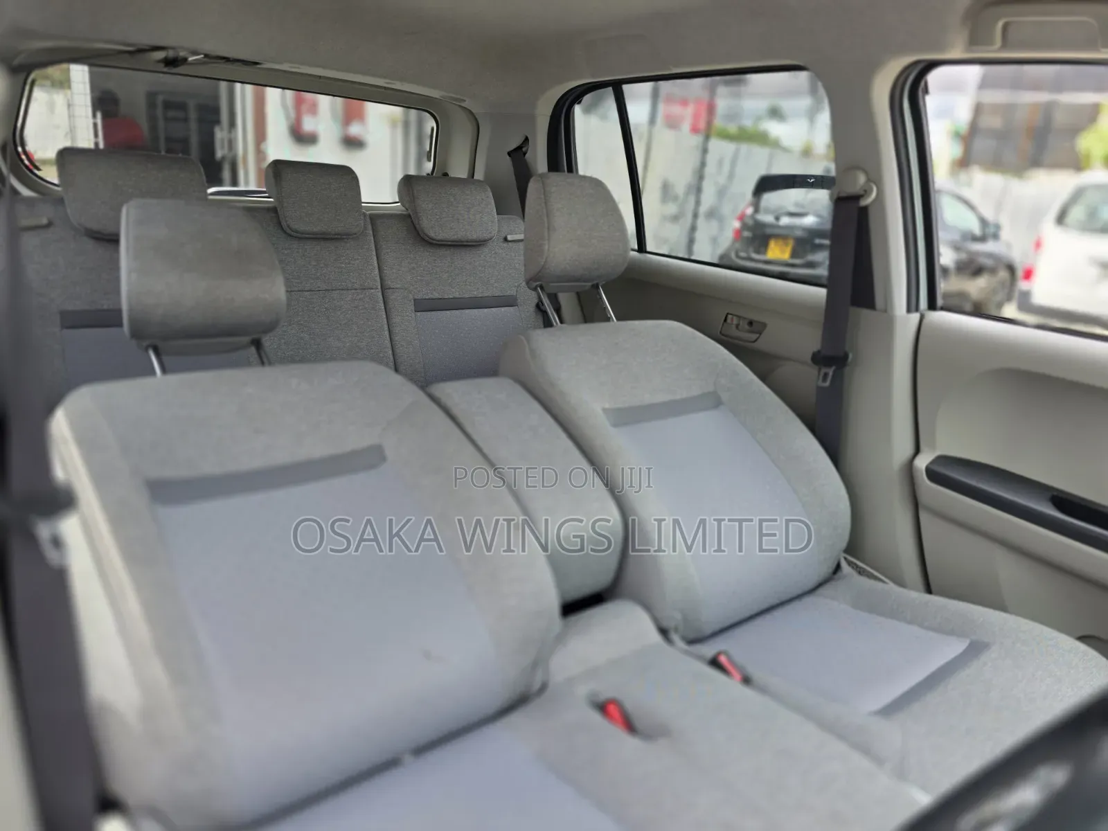 Toyota Passo 2019 Silver