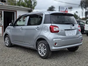 Toyota Passo 2019 Silver