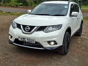 Nissan X-Trail 2.0 Petrol AWD 2014 White