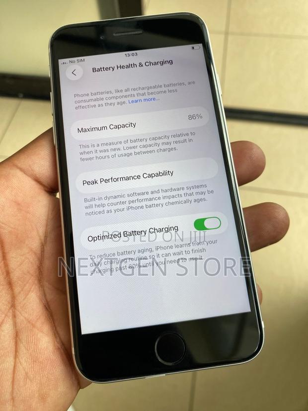 Apple iPhone SE (2022) 256 GB White - thumbnail 2