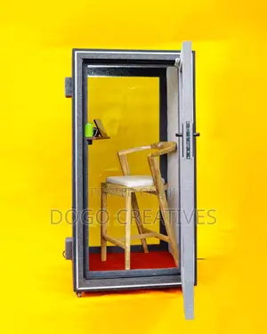 Single Person Office Pod (Phone Booth)