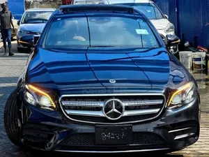Mercedes-Benz E200 2020 Matt Black
