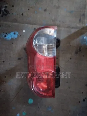Nissan Nv 200 Backlights