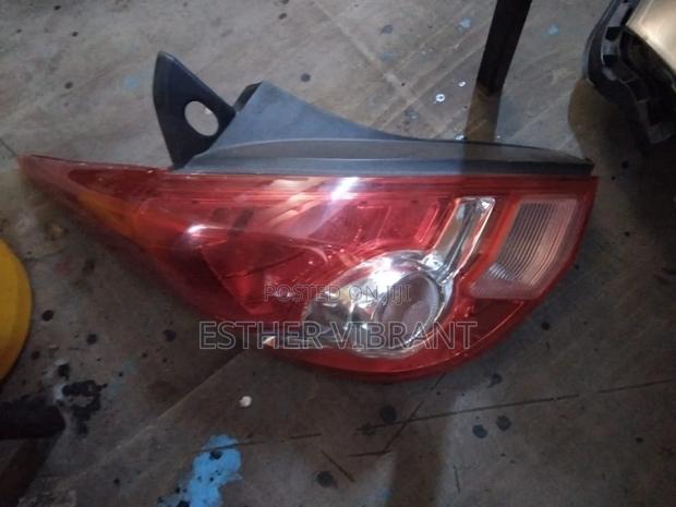 Nissan Tiida 2010 Backlights