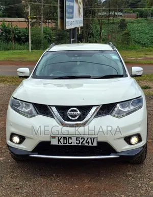 Nissan X-Trail 2.0 Petrol FWD 2014 White