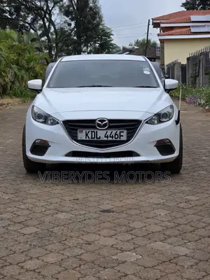 Mazda Axela 2016 White