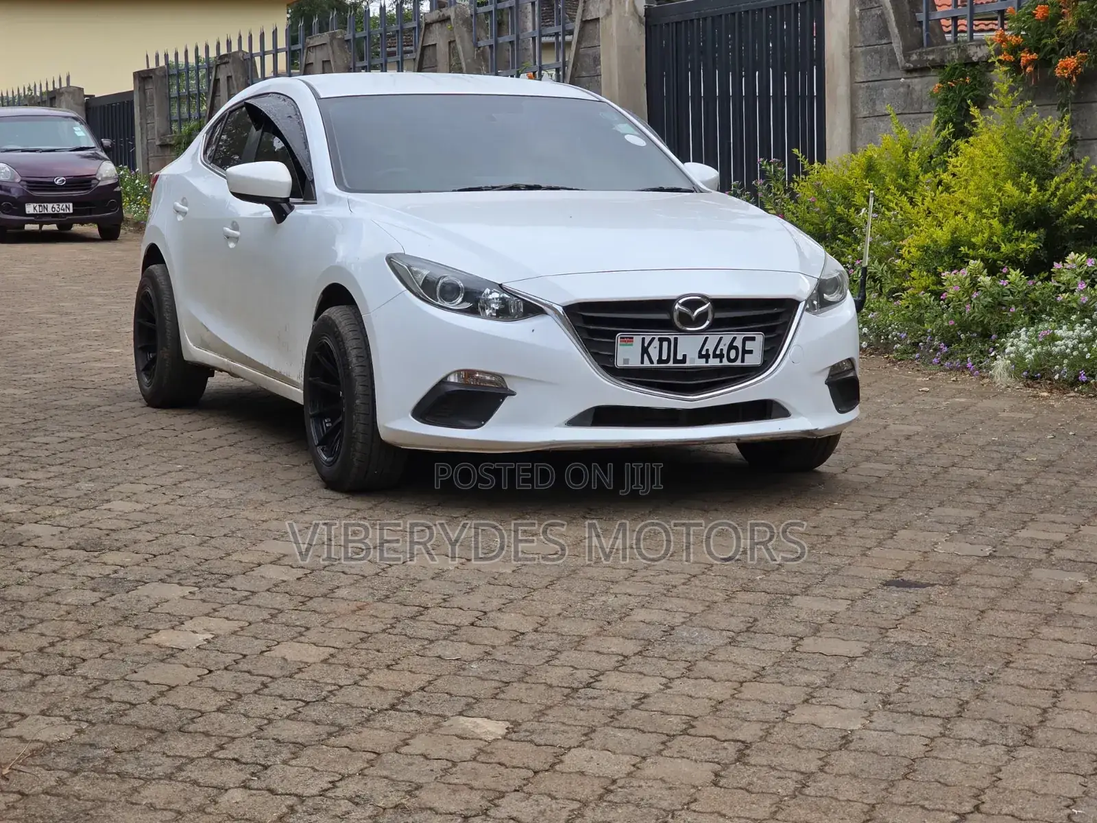 Mazda Axela 2016 White
