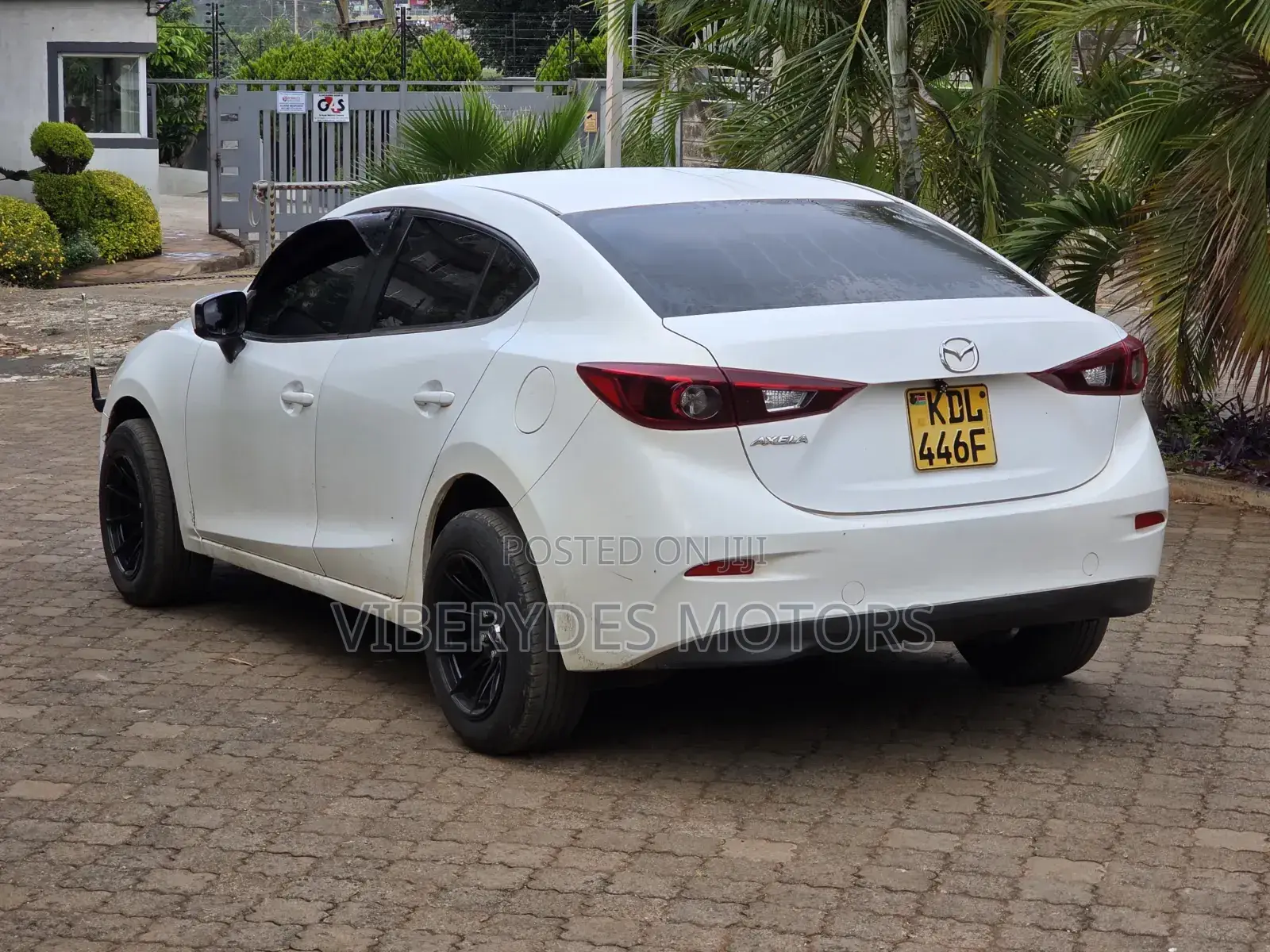 Mazda Axela 2016 White