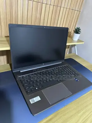 Laptop HP ZBook Power G9 i7 16GB Intel Core i7 SSD 512GB