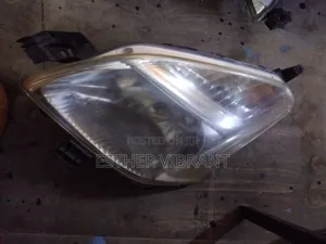 Ist Old Model Headlight Zenon