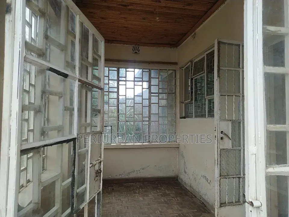 3bdrm Bungalow in Near Orange House ,, NkaiMurunya for sale