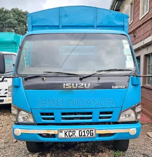 Isuzu NPR Company Maintained