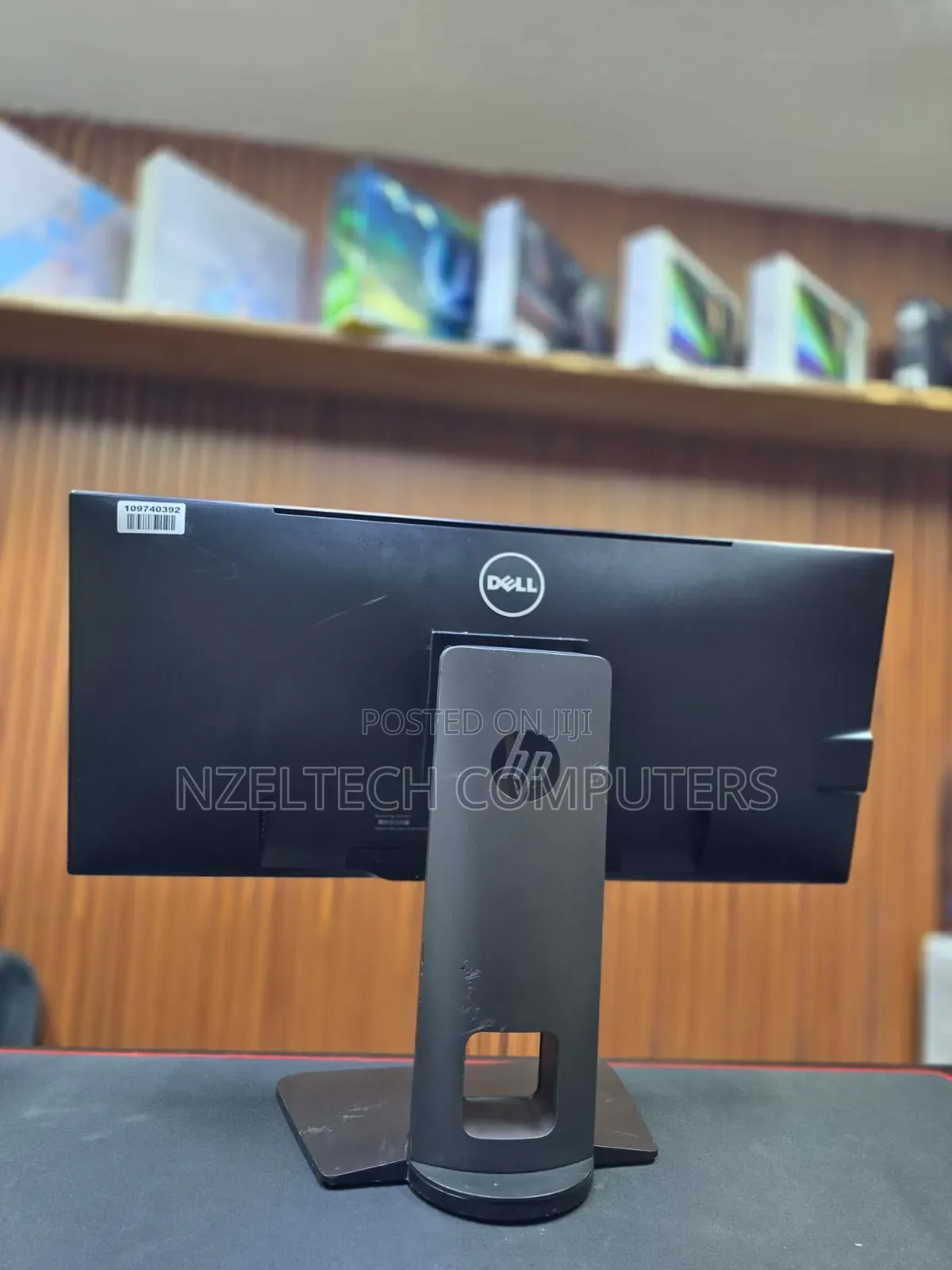 Dell 29inch Monitor Model: U2913wht Resolution 1080p (K)