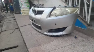 Toyota Auris 2005 Nosecut