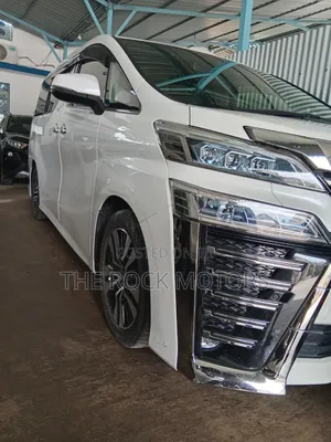 Toyota Alphard 2019 White
