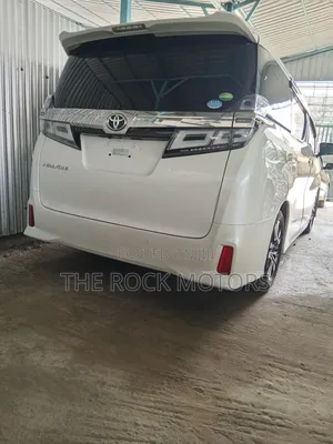 Toyota Alphard 2019 White