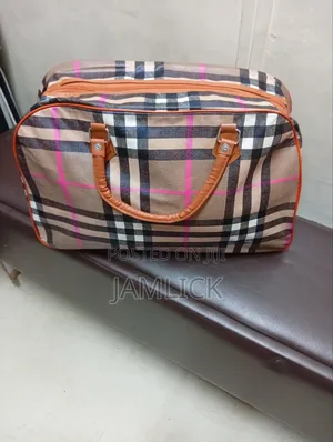 Hand Luggage Travel Bag With Multiple Pockets