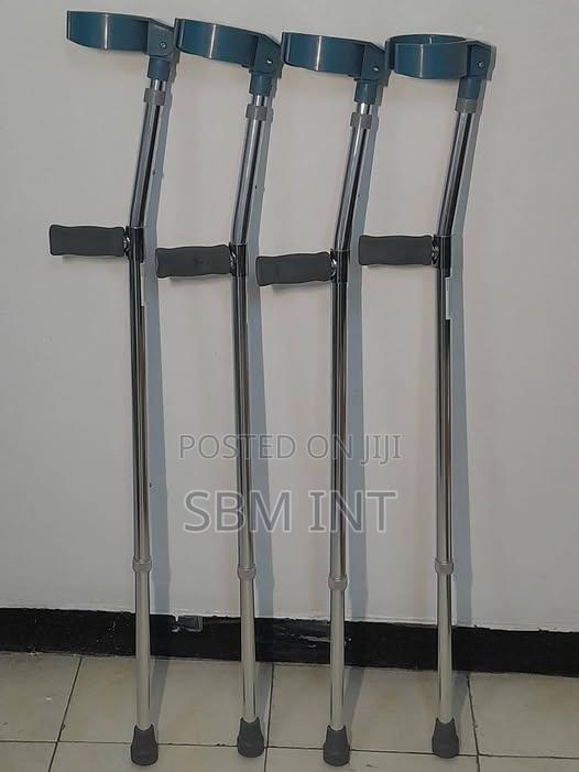 Elbow Closed Cuff Crutches