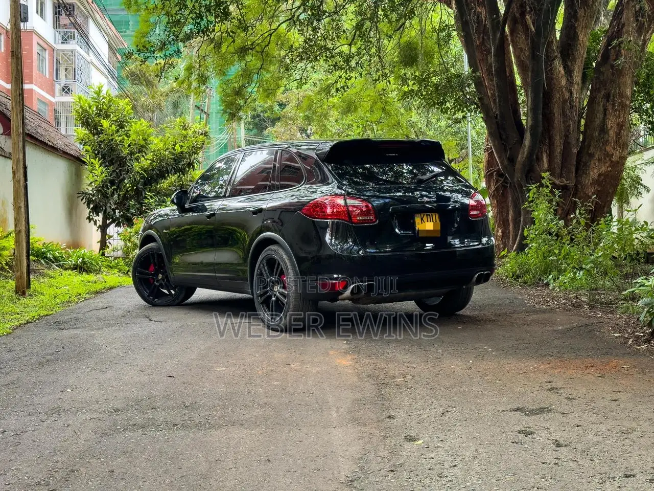 Porsche Cayenne Diesel 4dr SUV AWD (3.0L 6cyl Turbodiesel 8A) 2014