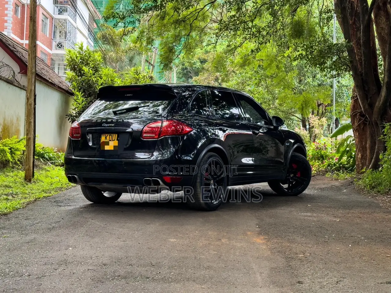 Porsche Cayenne Diesel 4dr SUV AWD (3.0L 6cyl Turbodiesel 8A) 2014