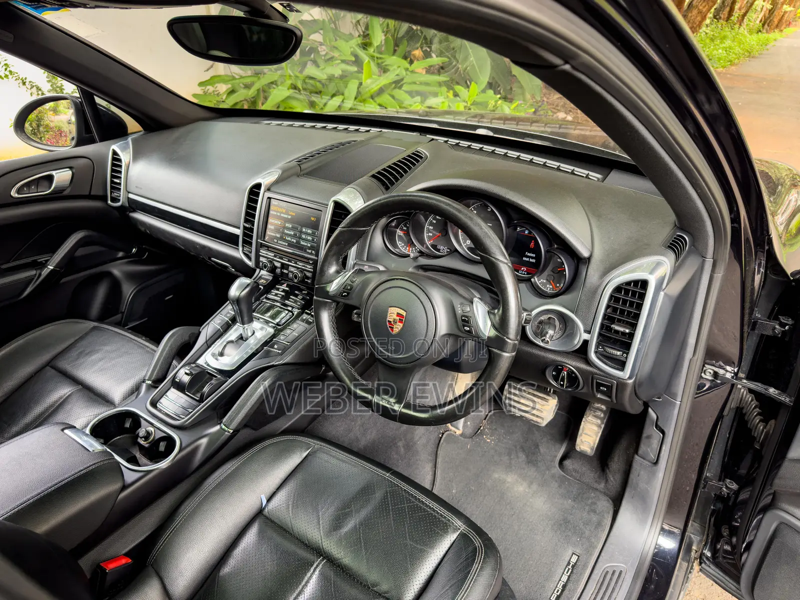 Porsche Cayenne Diesel 4dr SUV AWD (3.0L 6cyl Turbodiesel 8A) 2014
