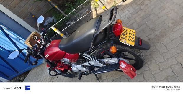 TVS HLX 125 2026 Red