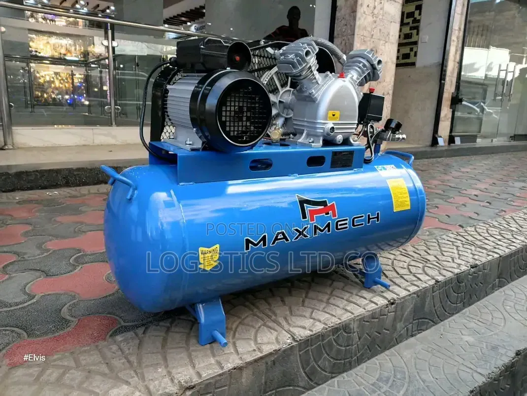 Maxmech Electric Air Compressor With a Capacity of 100 Liters