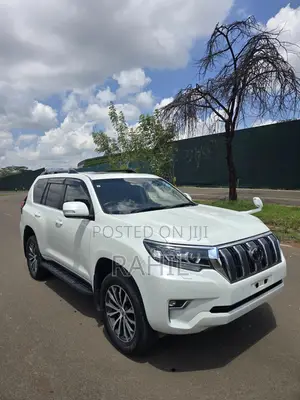 Toyota Land Cruiser Prado 2.8 2019 White