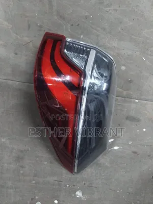 Honda Fit Shuttle Hybrid 2016 Backlights