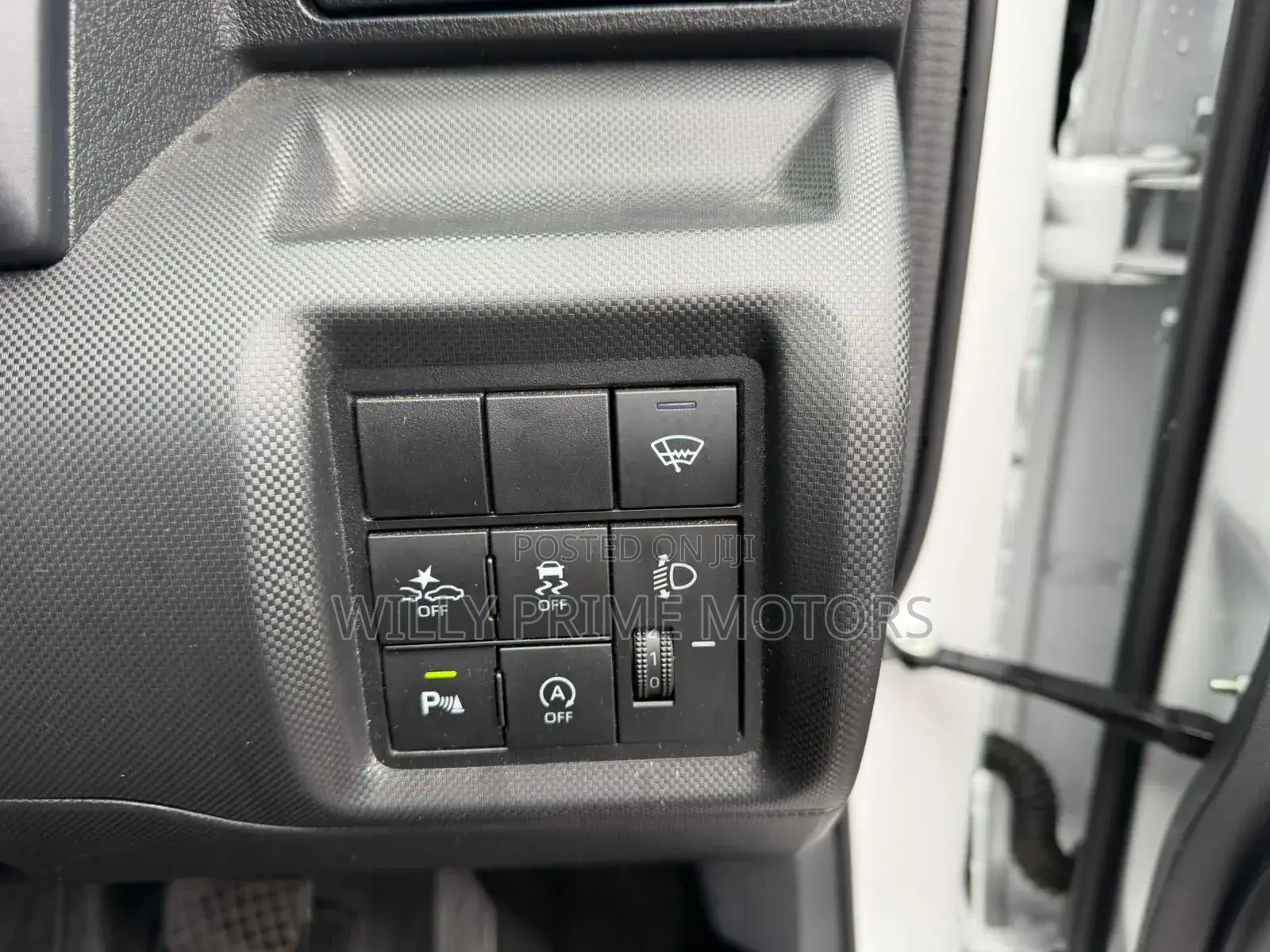 Toyota Raize 1.0 AWD 2020