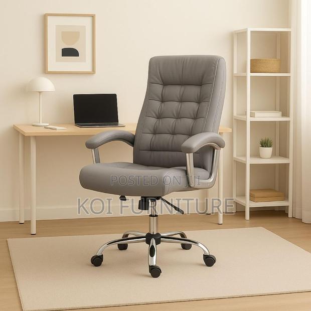 Office Chairs; High Back Executive Recliner Chair Made of Leather