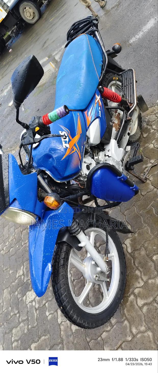 TVS HLX Plus ES 2025 Blue - thumbnail 3