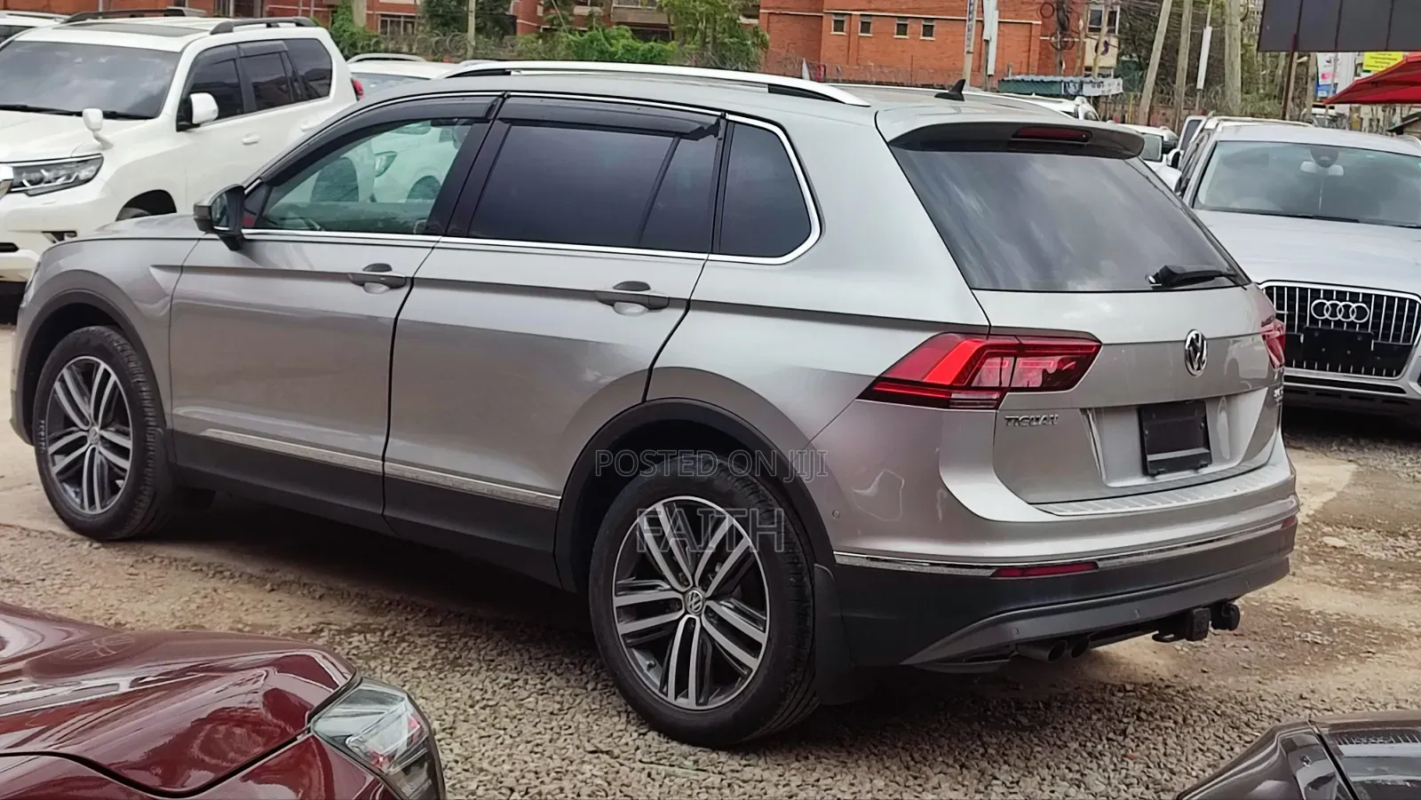 Volkswagen Tiguan 2019 Silver