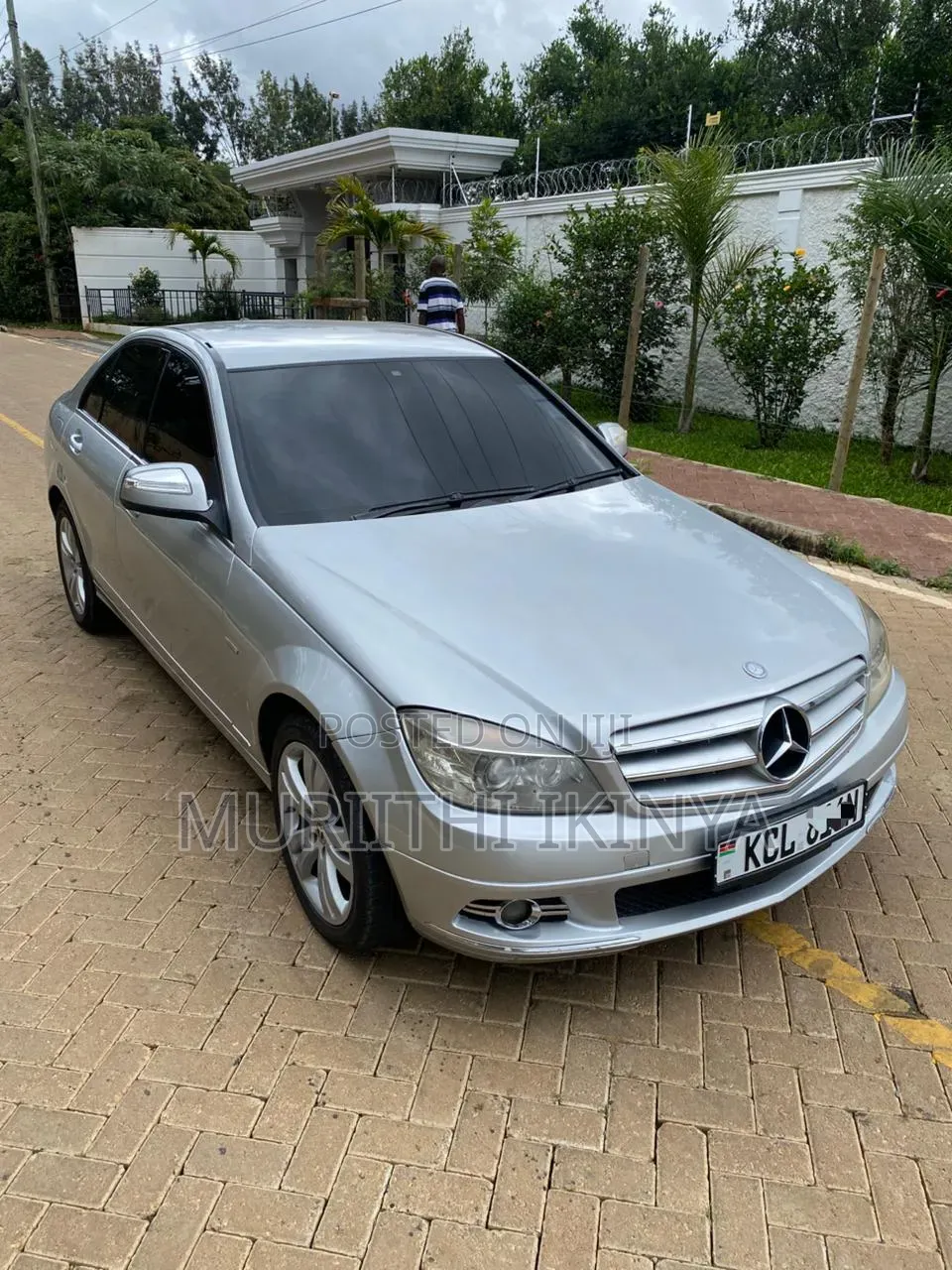 Mercedes-Benz C200 2011 Silver
