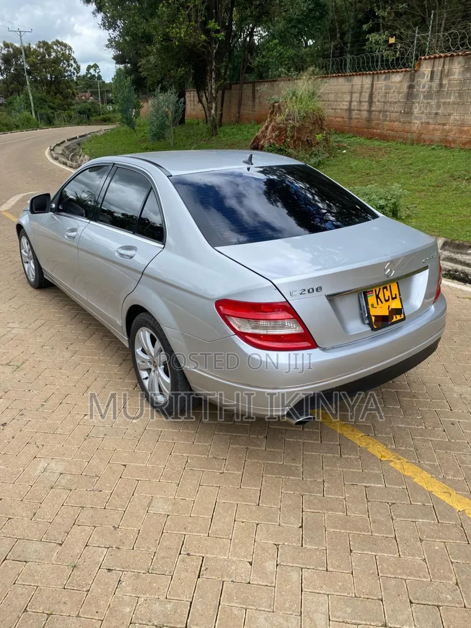 Mercedes-Benz C200 2011 Silver