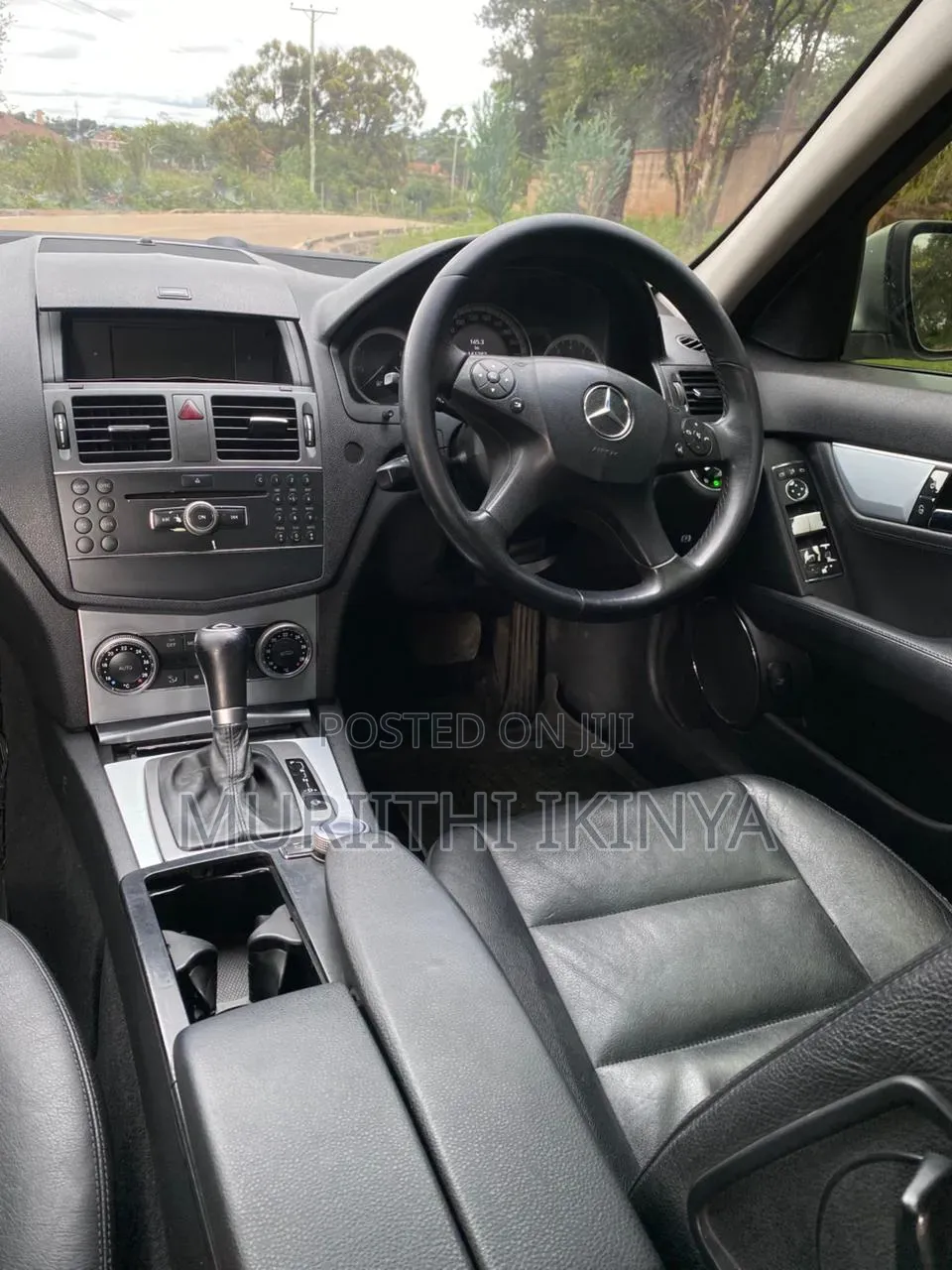 Mercedes-Benz C200 2011 Silver