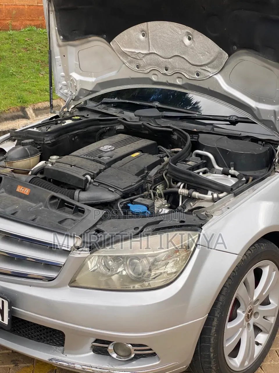 Mercedes-Benz C200 2011 Silver
