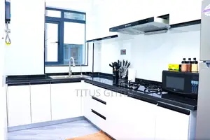 Large 1 Bedroom Kilimani Airbnb With Pool | Near Cbd & Coptic |Parking
