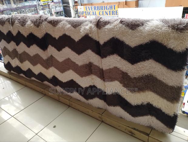 Luxury 7x10 Thick Pile Shag Rug – Warm Easy-Clean Carpet - main view