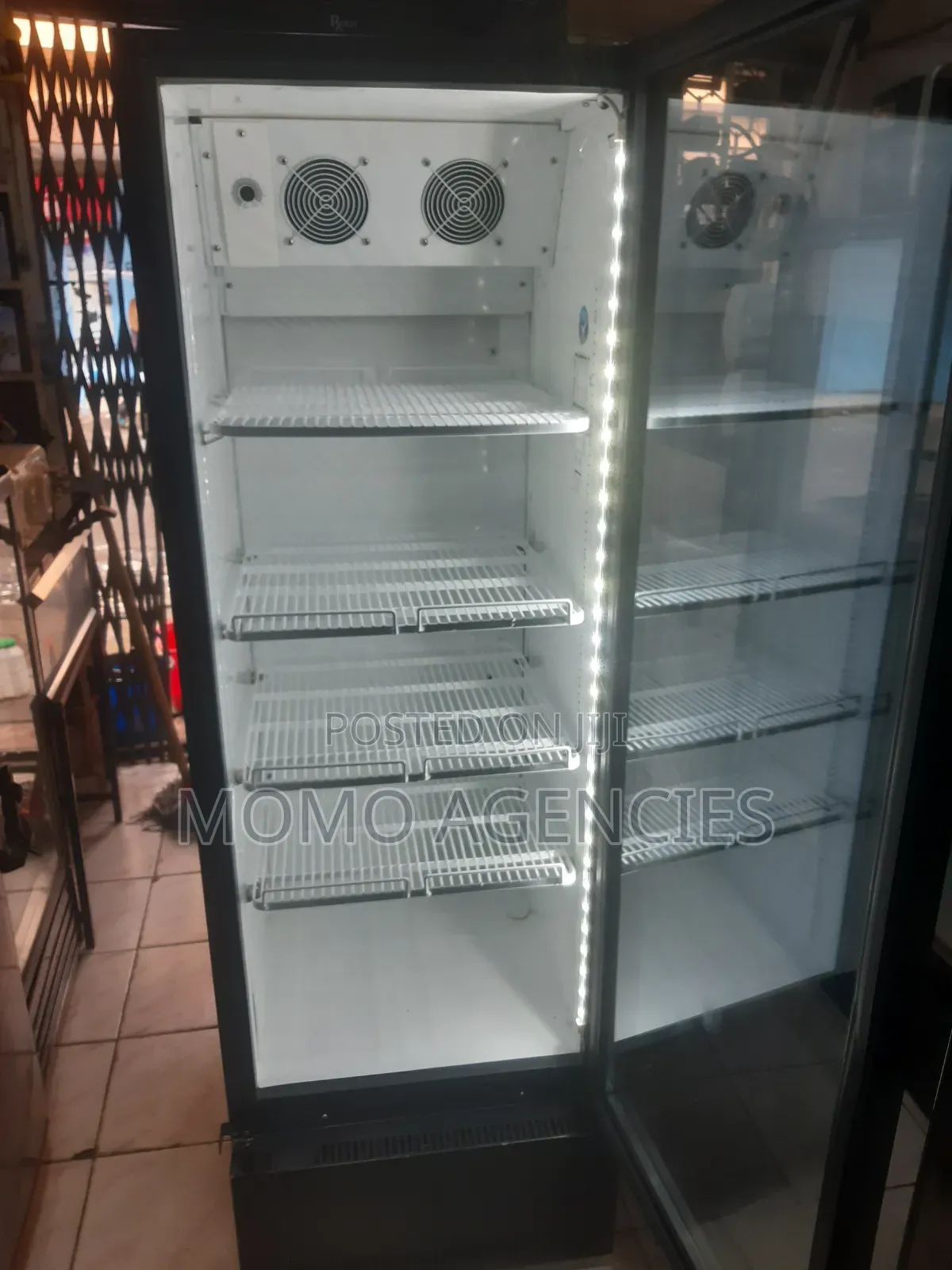 Clean Display Fridge 400l