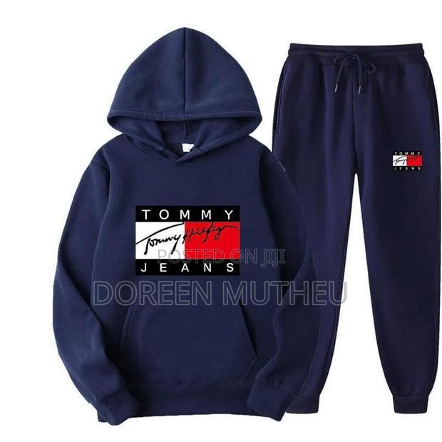 Tommy Hilfiger Tracksuit Set – Clean, Stylish Comfortable (S–3xl) - thumbnail 3