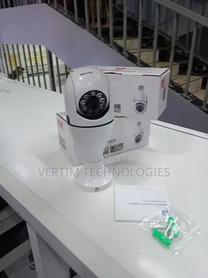 PTZ Rotating Wifi Bulb Camera- Wifi PTZ Bulb Camera